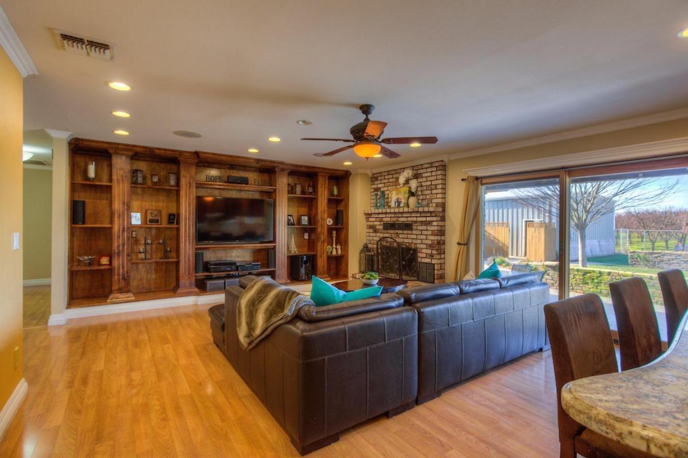 Yuba City, Sutter, 95993, United States, 4 Bedrooms Bedrooms, ,3 BathroomsBathrooms,Residential,For Sale,1900316