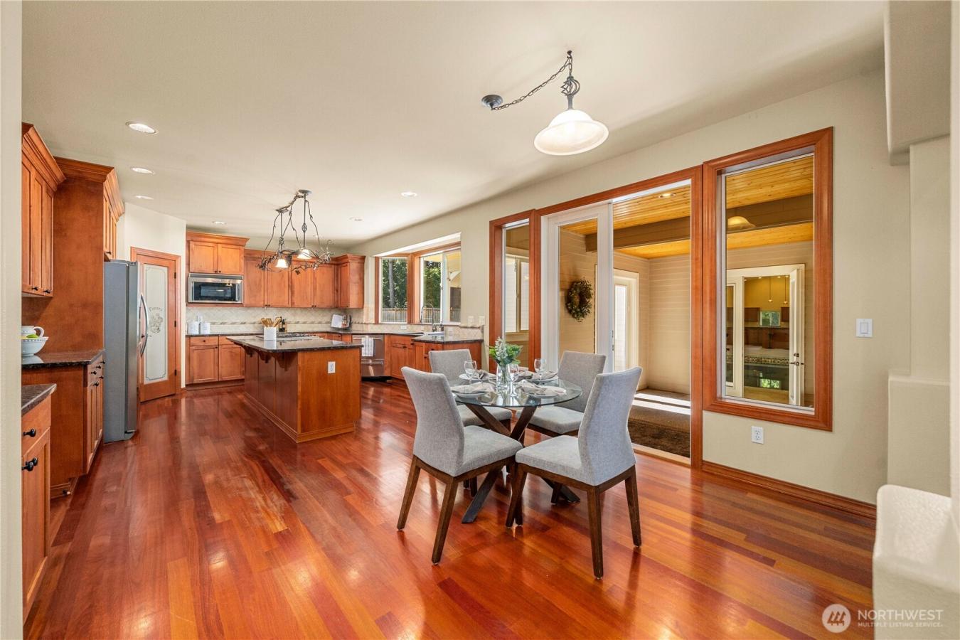 Lake Tapps, Pierce, 98391, United States, 4 Bedrooms Bedrooms, ,3 BathroomsBathrooms,Residential,For Sale,1900315