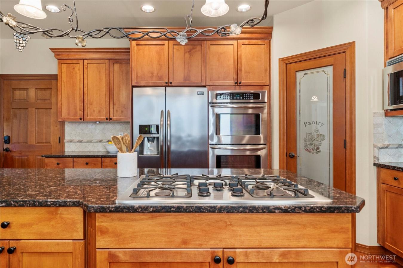 Lake Tapps, Pierce, 98391, United States, 4 Bedrooms Bedrooms, ,3 BathroomsBathrooms,Residential,For Sale,1900315