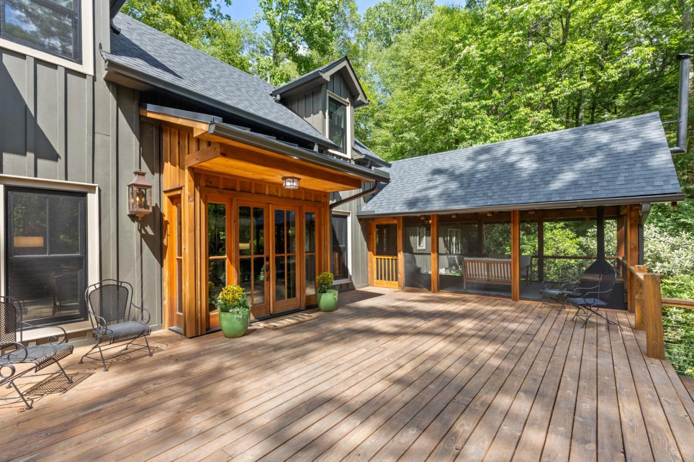 Highlands, Macon, 28741, United States, 4 Bedrooms Bedrooms, ,3 BathroomsBathrooms,Residential,For Sale,1900313