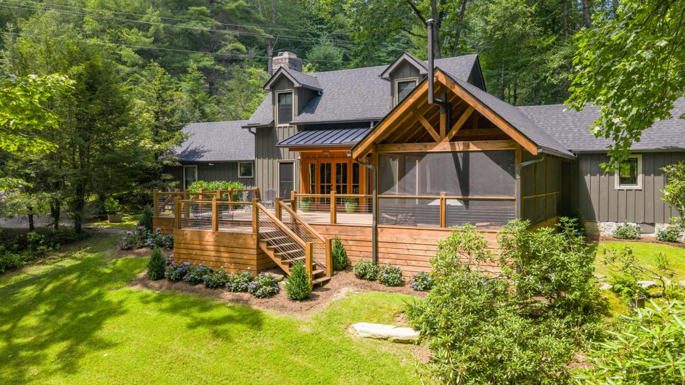 Highlands, Macon, 28741, United States, 4 Bedrooms Bedrooms, ,3 BathroomsBathrooms,Residential,For Sale,1900313