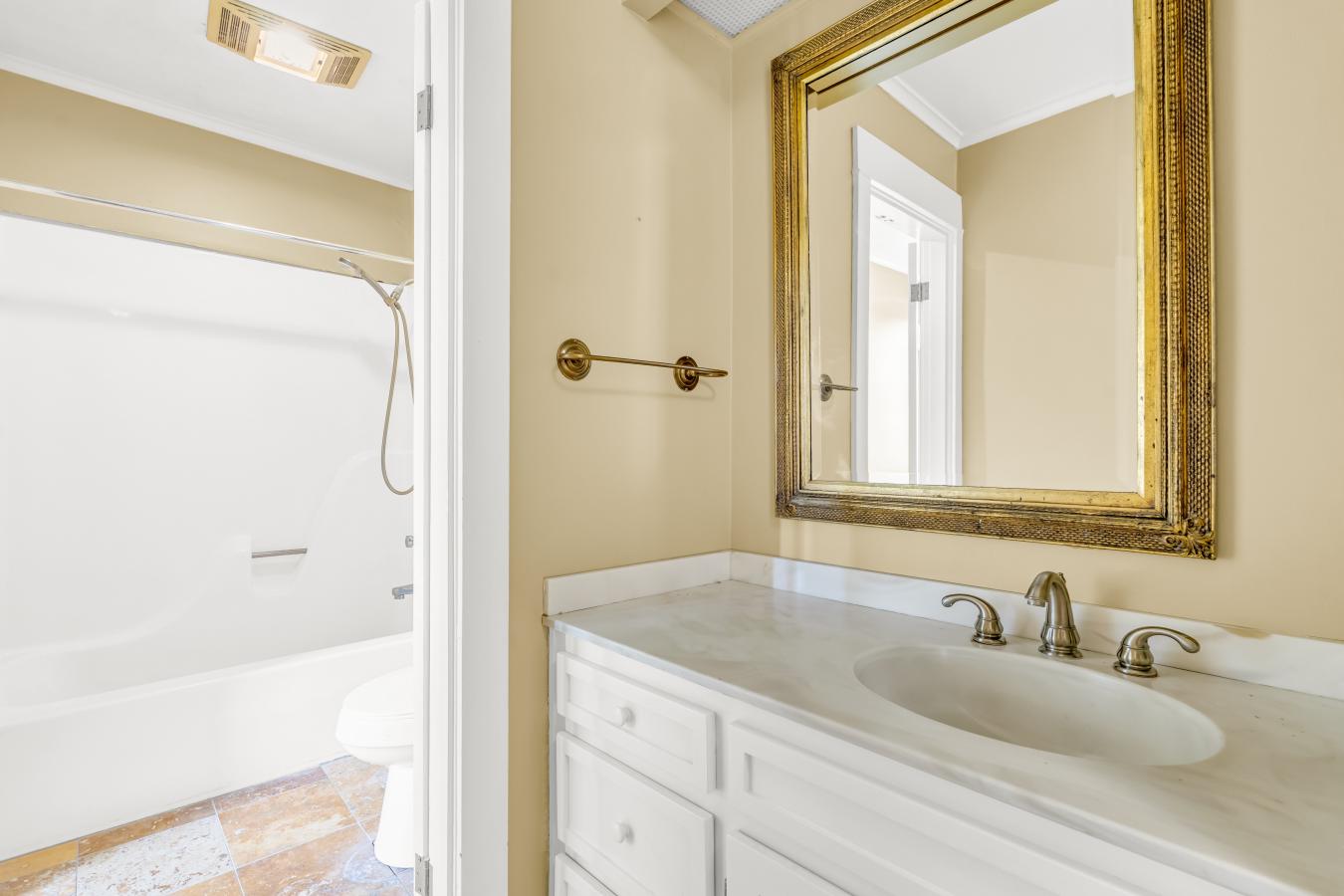Starkville, Oktibbeha, 39759, United States, 4 Bedrooms Bedrooms, ,4 BathroomsBathrooms,Residential,For Sale,1902910