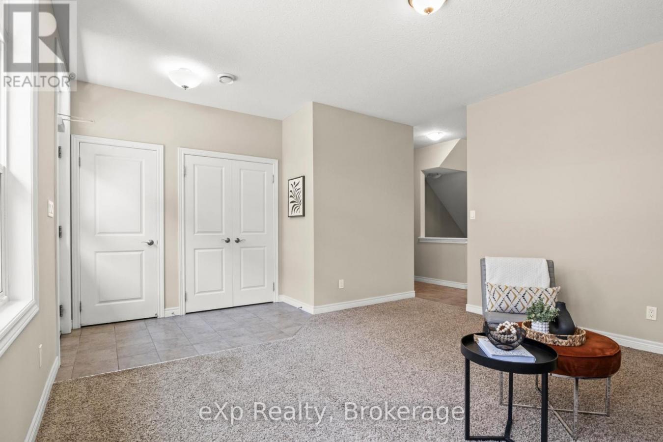 Guelph (Downtown), ON, N1H0A4, Canada, 3 Bedrooms Bedrooms, ,2 BathroomsBathrooms,Residential,For Sale,1900312