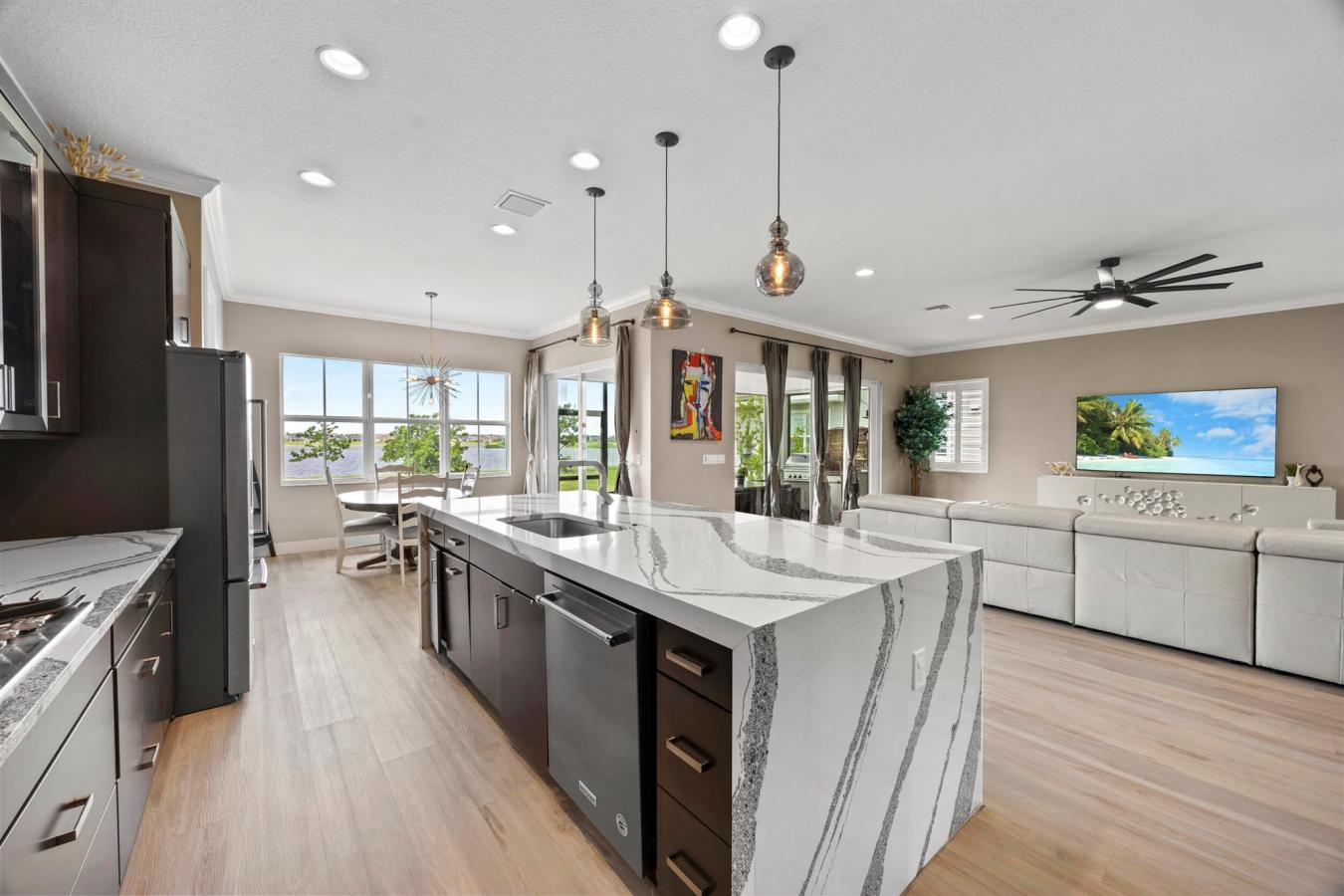 Loxahatchee, Palm Beach, 33470, United States, 5 Bedrooms Bedrooms, ,4 BathroomsBathrooms,Residential,For Sale,1900311
