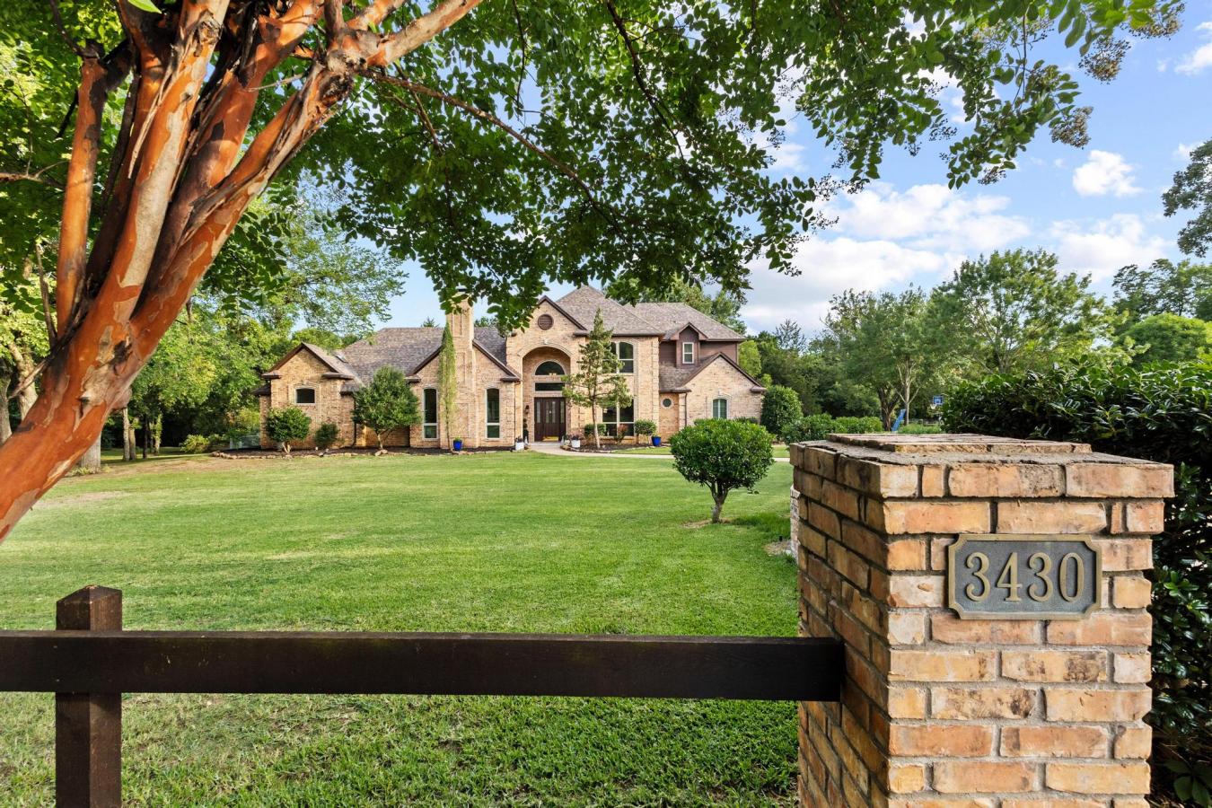 Denison, Grayson, 75092, United States, 4 Bedrooms Bedrooms, ,3 BathroomsBathrooms,Residential,For Sale,1900310