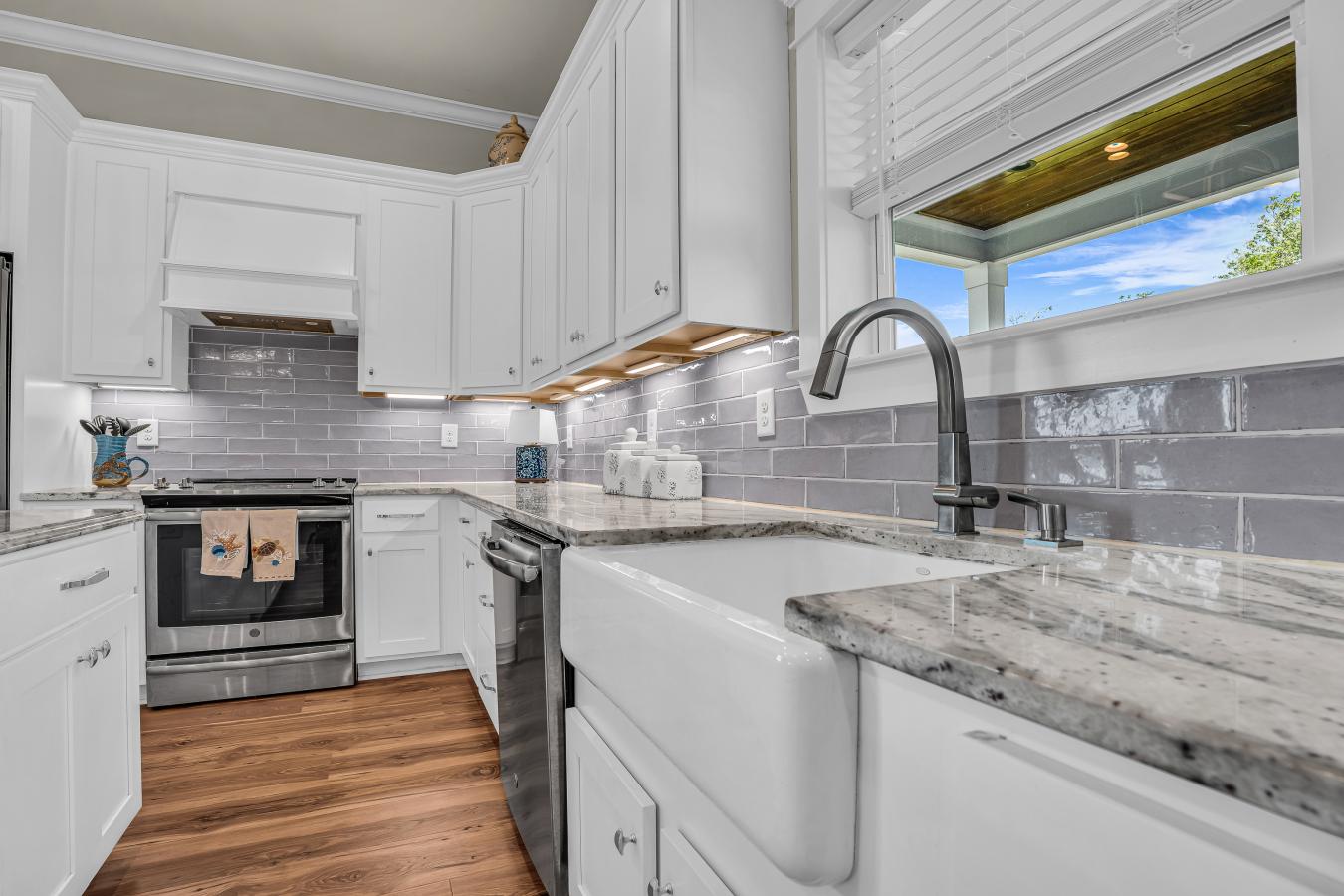 Gulf Shores, Baldwin, 36542, United States, 4 Bedrooms Bedrooms, ,2 BathroomsBathrooms,Residential,For Sale,1900309