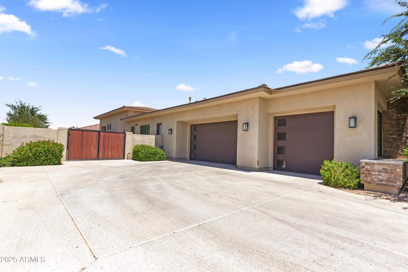Gilbert, Maricopa, 85297, United States, 5 Bedrooms Bedrooms, ,4 BathroomsBathrooms,Residential,For Sale,1900308