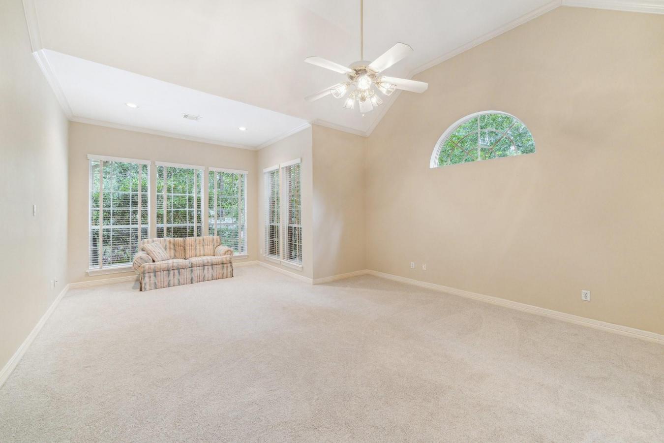 Kingwood, Texas, 77345, United States, 5 Bedrooms Bedrooms, ,3 BathroomsBathrooms,Residential,For Sale,1900307