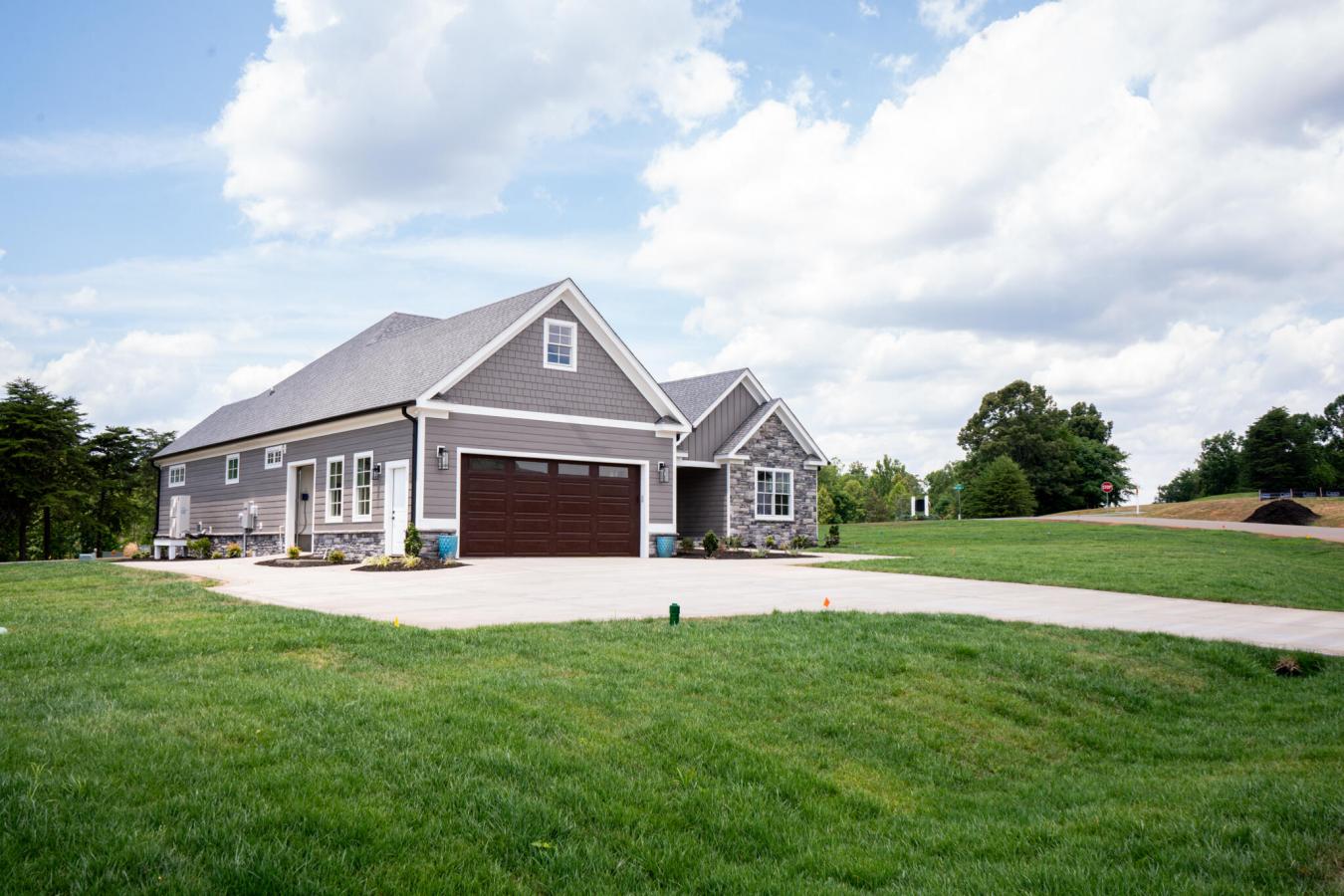 Huddleston, Bedford County, 24104, United States, 3 Bedrooms Bedrooms, ,2 BathroomsBathrooms,Residential,For Sale,1900304