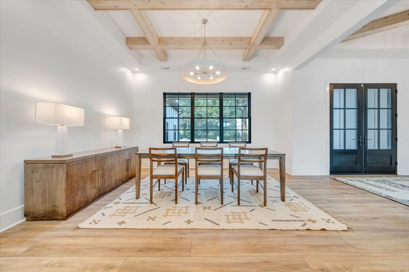 Penhook, Franklin, 24137, United States, 5 Bedrooms Bedrooms, ,4 BathroomsBathrooms,Residential,For Sale,1900303