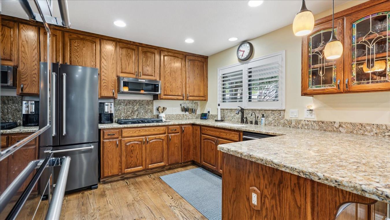 Colfax, Placer, 95713, United States, 4 Bedrooms Bedrooms, ,3 BathroomsBathrooms,Residential,For Sale,1900302