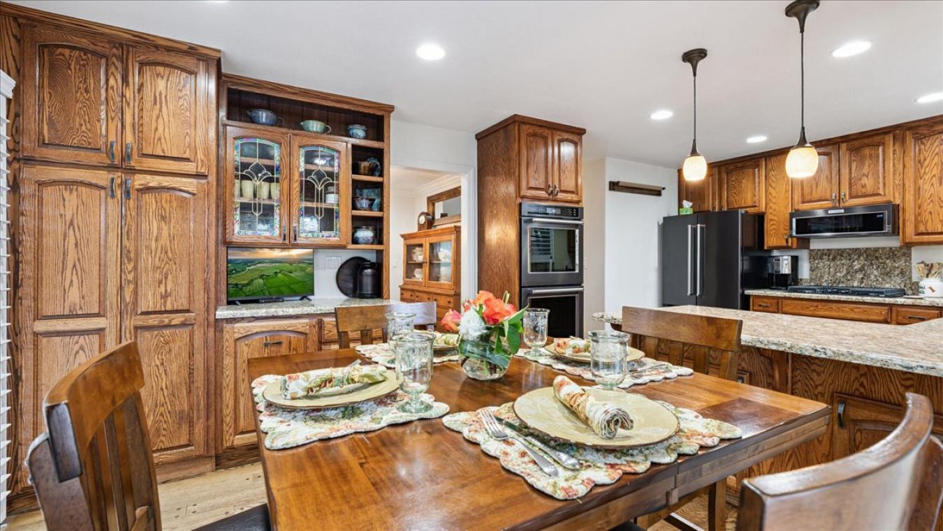 Colfax, Placer, 95713, United States, 4 Bedrooms Bedrooms, ,3 BathroomsBathrooms,Residential,For Sale,1900302