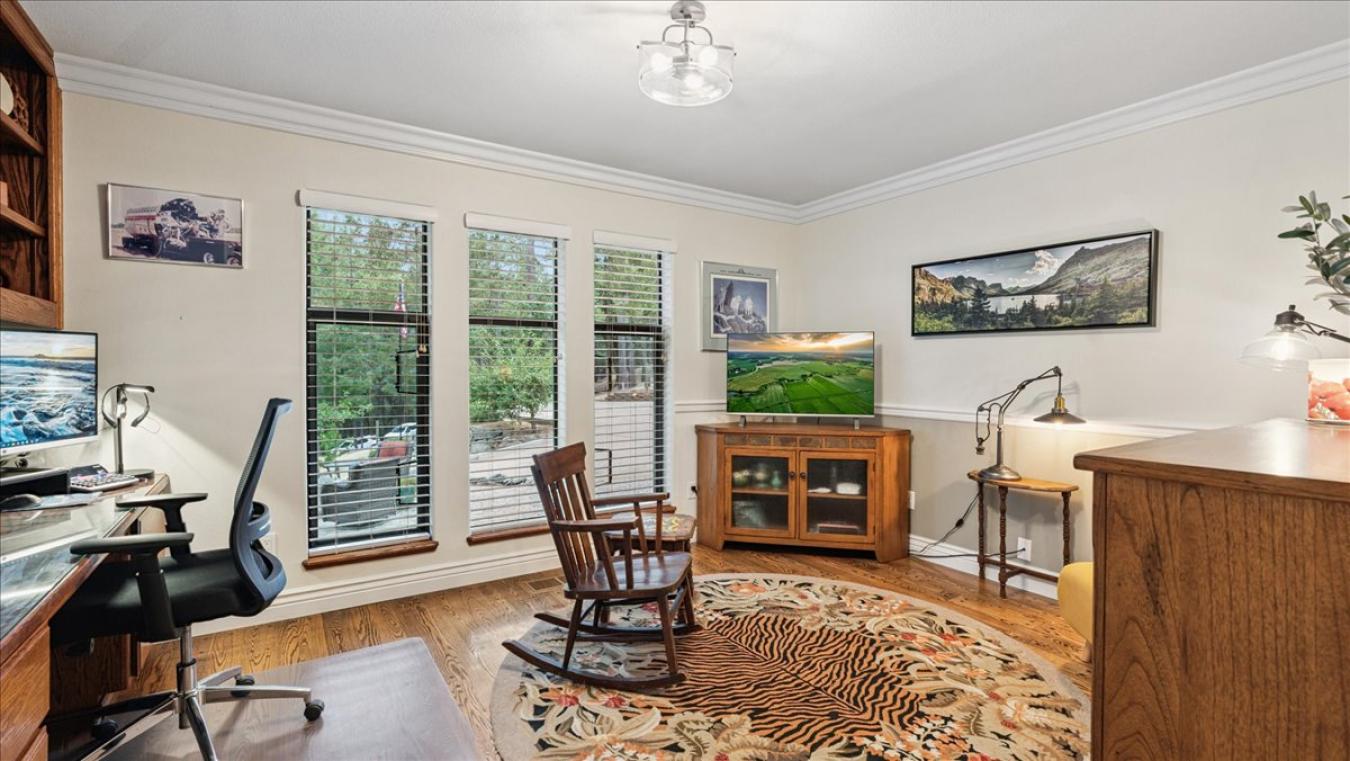 Colfax, Placer, 95713, United States, 4 Bedrooms Bedrooms, ,3 BathroomsBathrooms,Residential,For Sale,1900302