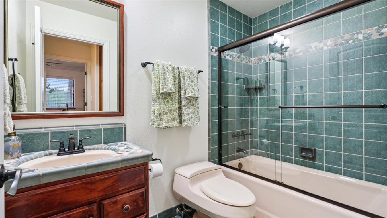 Colfax, Placer, 95713, United States, 4 Bedrooms Bedrooms, ,3 BathroomsBathrooms,Residential,For Sale,1900302