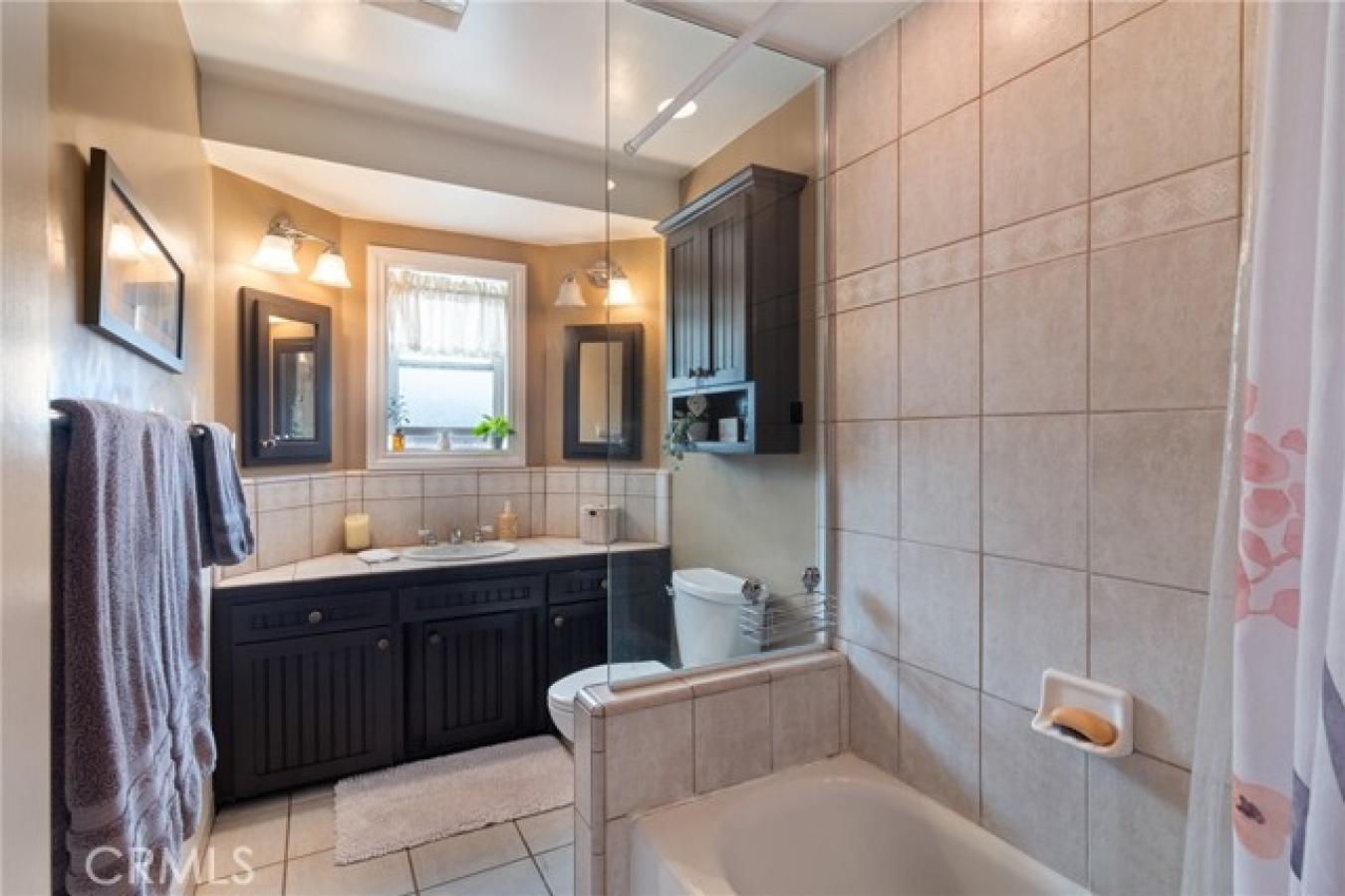Torrance, Los Angeles, 90501, United States, 4 Bedrooms Bedrooms, ,2 BathroomsBathrooms,Residential,For Sale,1900301