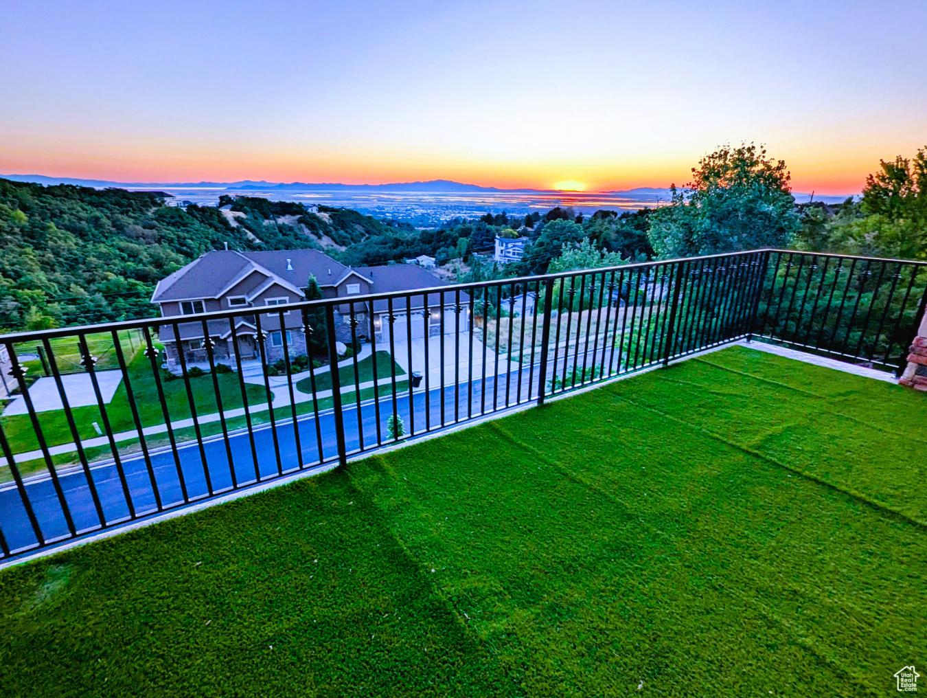 Bountiful, Utah, 84010, United States, 6 Bedrooms Bedrooms, ,6 BathroomsBathrooms,Residential,For Sale,1900300