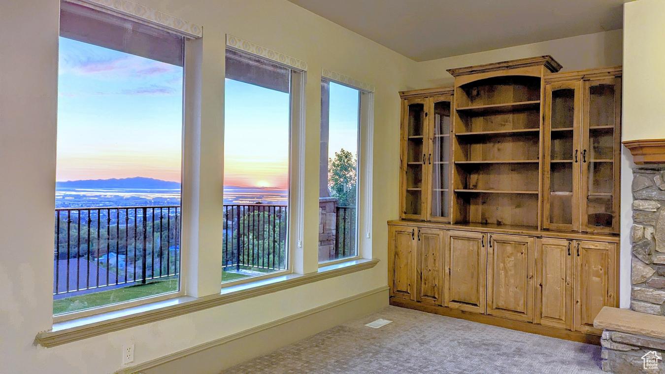 Bountiful, Utah, 84010, United States, 6 Bedrooms Bedrooms, ,6 BathroomsBathrooms,Residential,For Sale,1900300