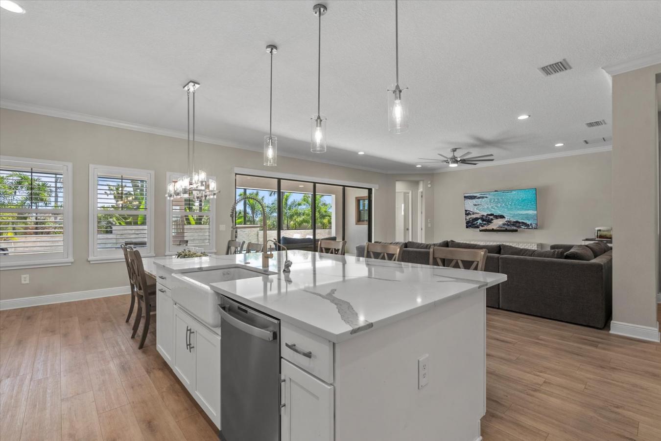 Parrish, Manatee, 34222, United States, 5 Bedrooms Bedrooms, ,4 BathroomsBathrooms,Residential,For Sale,1900290