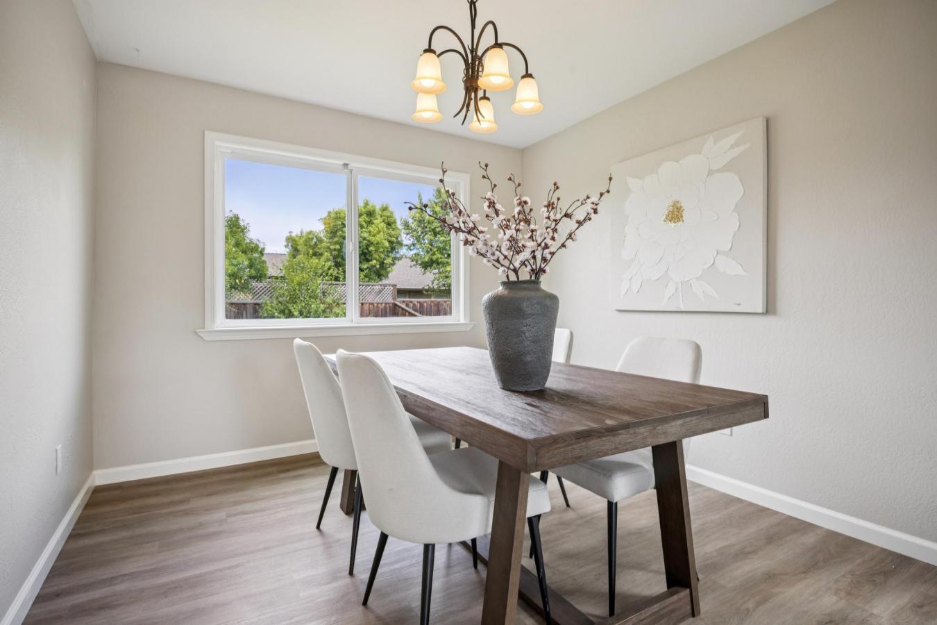 Petaluma, Sonoma, 94954, United States, 4 Bedrooms Bedrooms, ,3 BathroomsBathrooms,Residential,For Sale,1900289
