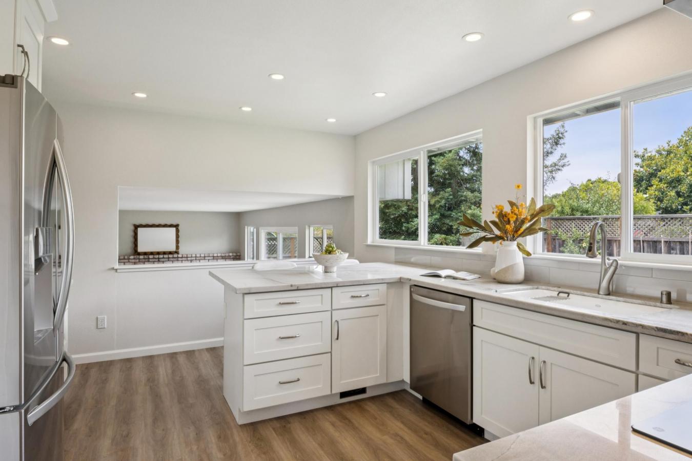 Petaluma, Sonoma, 94954, United States, 4 Bedrooms Bedrooms, ,3 BathroomsBathrooms,Residential,For Sale,1900289