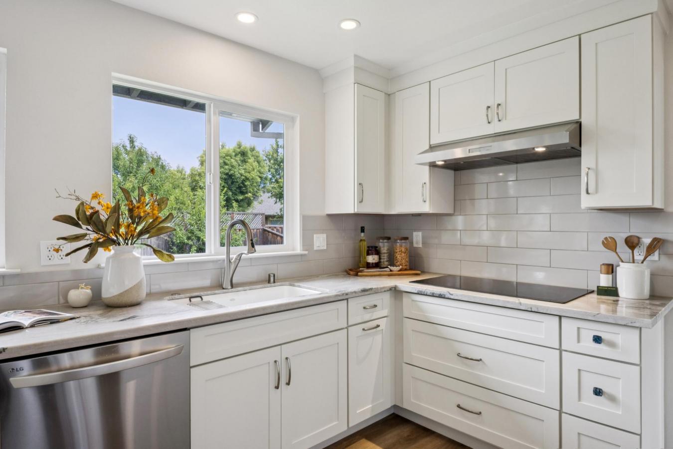 Petaluma, Sonoma, 94954, United States, 4 Bedrooms Bedrooms, ,3 BathroomsBathrooms,Residential,For Sale,1900289