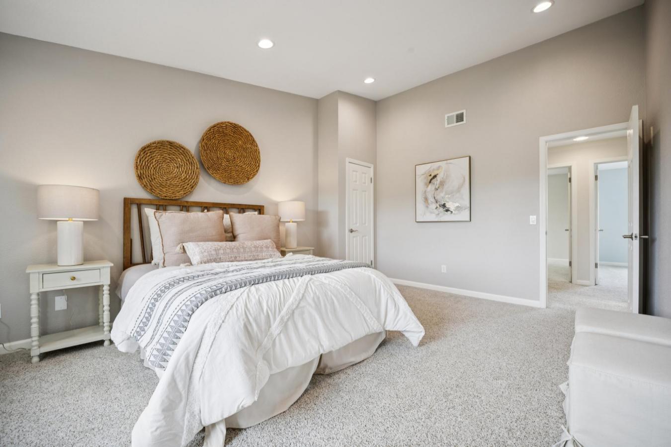 Petaluma, Sonoma, 94954, United States, 4 Bedrooms Bedrooms, ,3 BathroomsBathrooms,Residential,For Sale,1900289