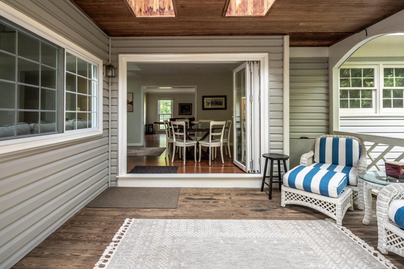 Fairfax Station, Fairfax, 22039, United States, 5 Bedrooms Bedrooms, ,3 BathroomsBathrooms,Residential,For Sale,1902908