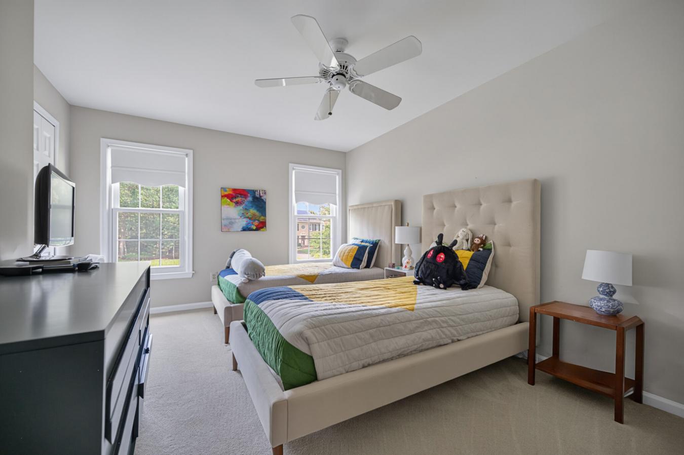 Fairfax Station, Fairfax, 22039, United States, 5 Bedrooms Bedrooms, ,3 BathroomsBathrooms,Residential,For Sale,1902908
