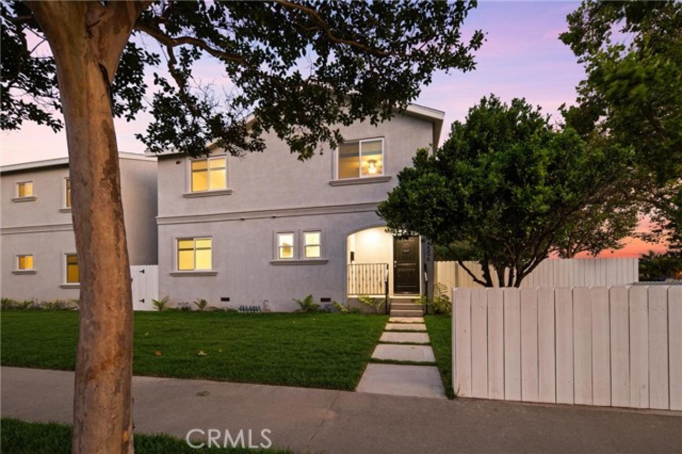 Lakewood, Los Angeles, 90712, United States, 9 Bedrooms Bedrooms, ,7 BathroomsBathrooms,Residential,For Sale,1902907