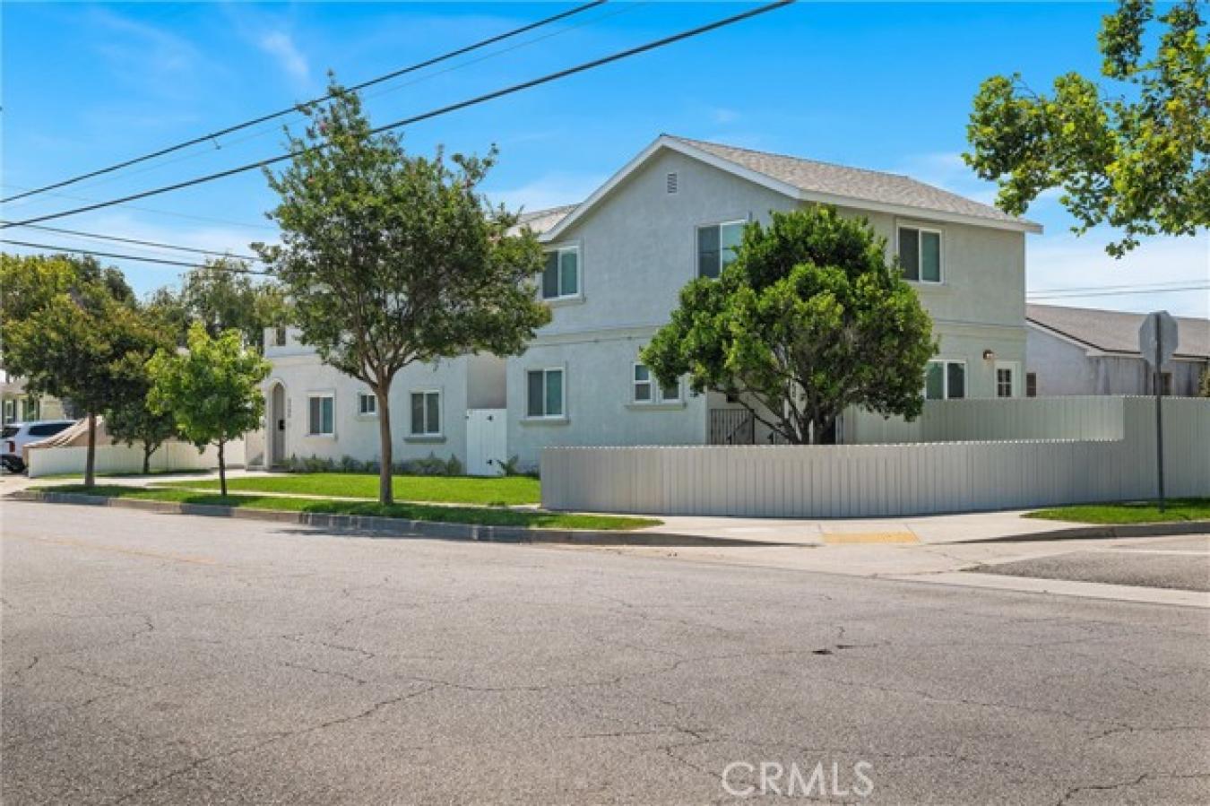 Lakewood, Los Angeles, 90712, United States, 9 Bedrooms Bedrooms, ,7 BathroomsBathrooms,Residential,For Sale,1902907