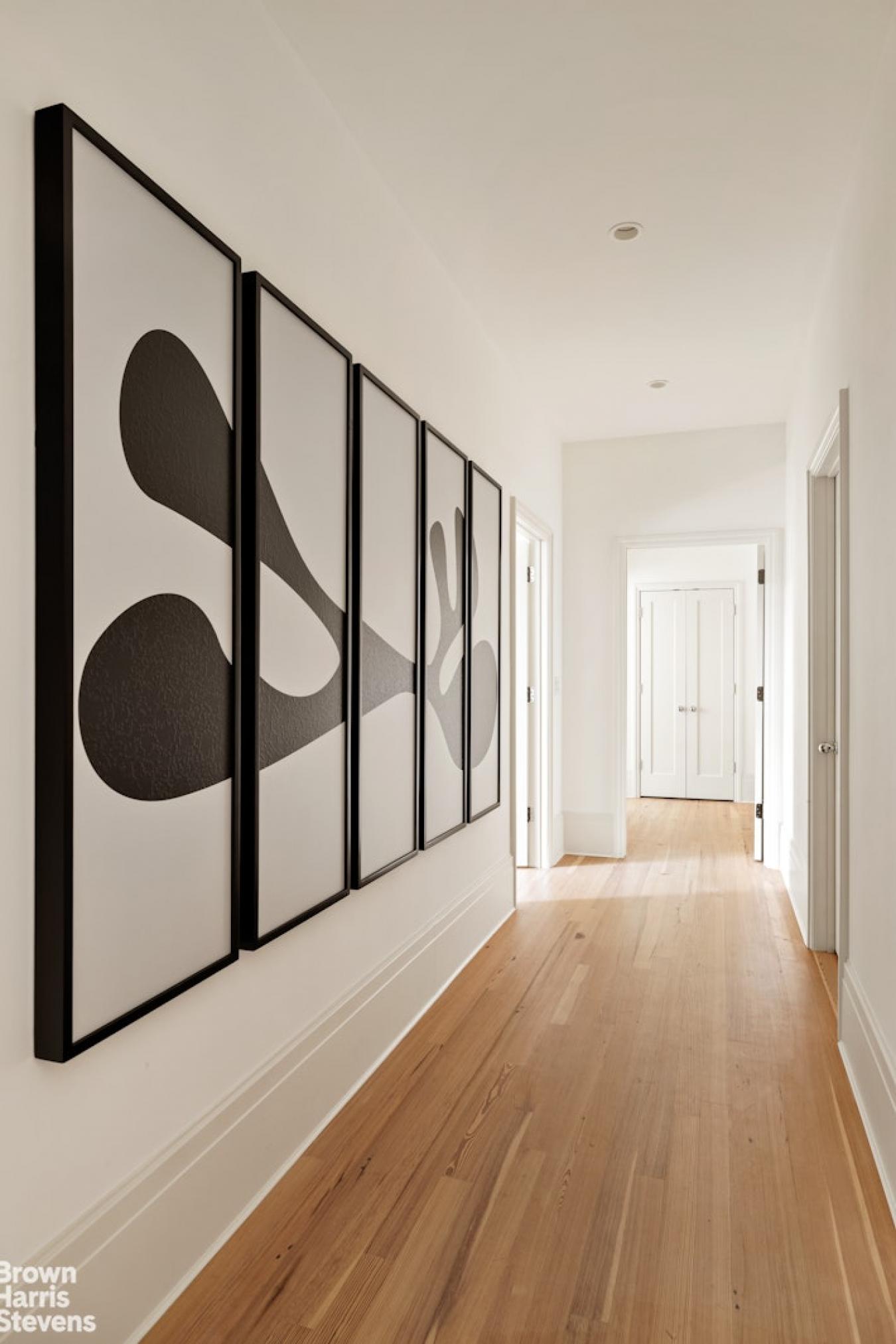 Park Slope, New York, 11215, United States, 3 Bedrooms Bedrooms, ,2 BathroomsBathrooms,Residential,For Sale,1919334
