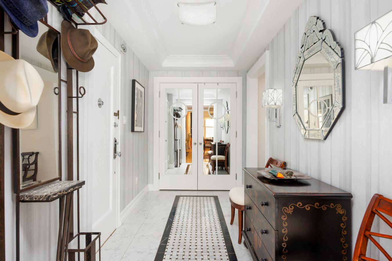 Gramercy Park, New York, 10010, United States, 3 Bedrooms Bedrooms, ,2 BathroomsBathrooms,Residential,For Sale,1900277