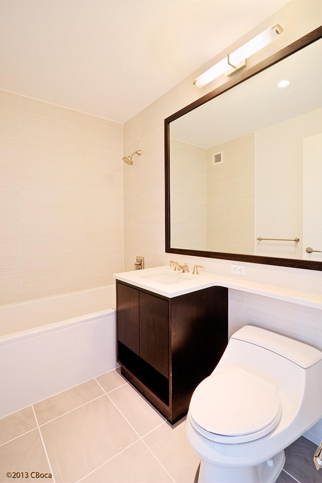 New York, New York, 10128, United States, 2 Bedrooms Bedrooms, ,2 BathroomsBathrooms,Residential,For Sale,1900268