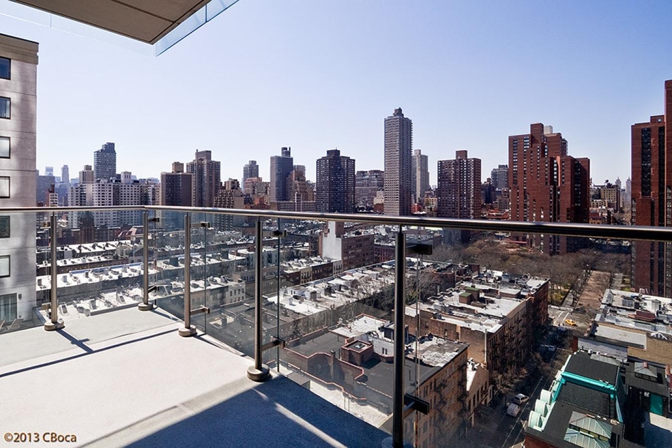 New York, New York, 10128, United States, 2 Bedrooms Bedrooms, ,2 BathroomsBathrooms,Residential,For Sale,1900268