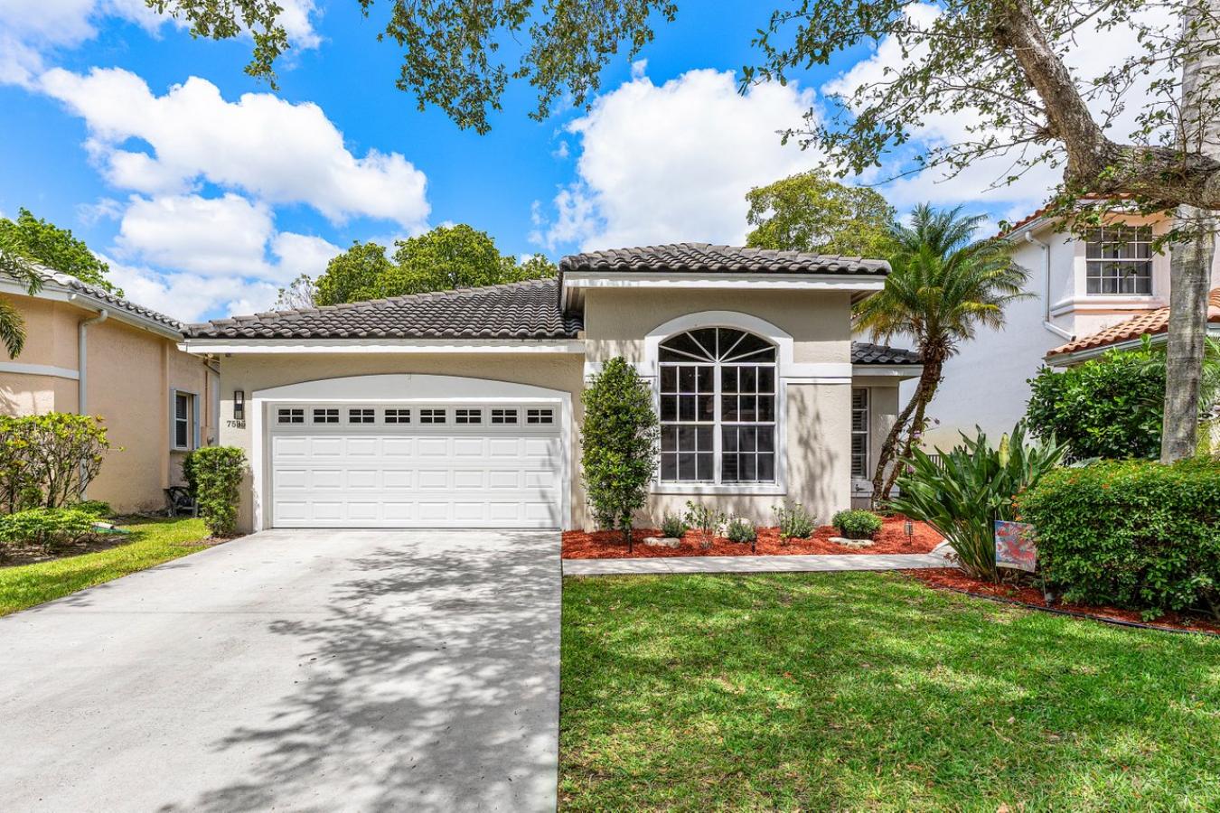 Parkland, Broward, 33067, United States, 4 Bedrooms Bedrooms, ,2 BathroomsBathrooms,Residential,For Sale,1900479