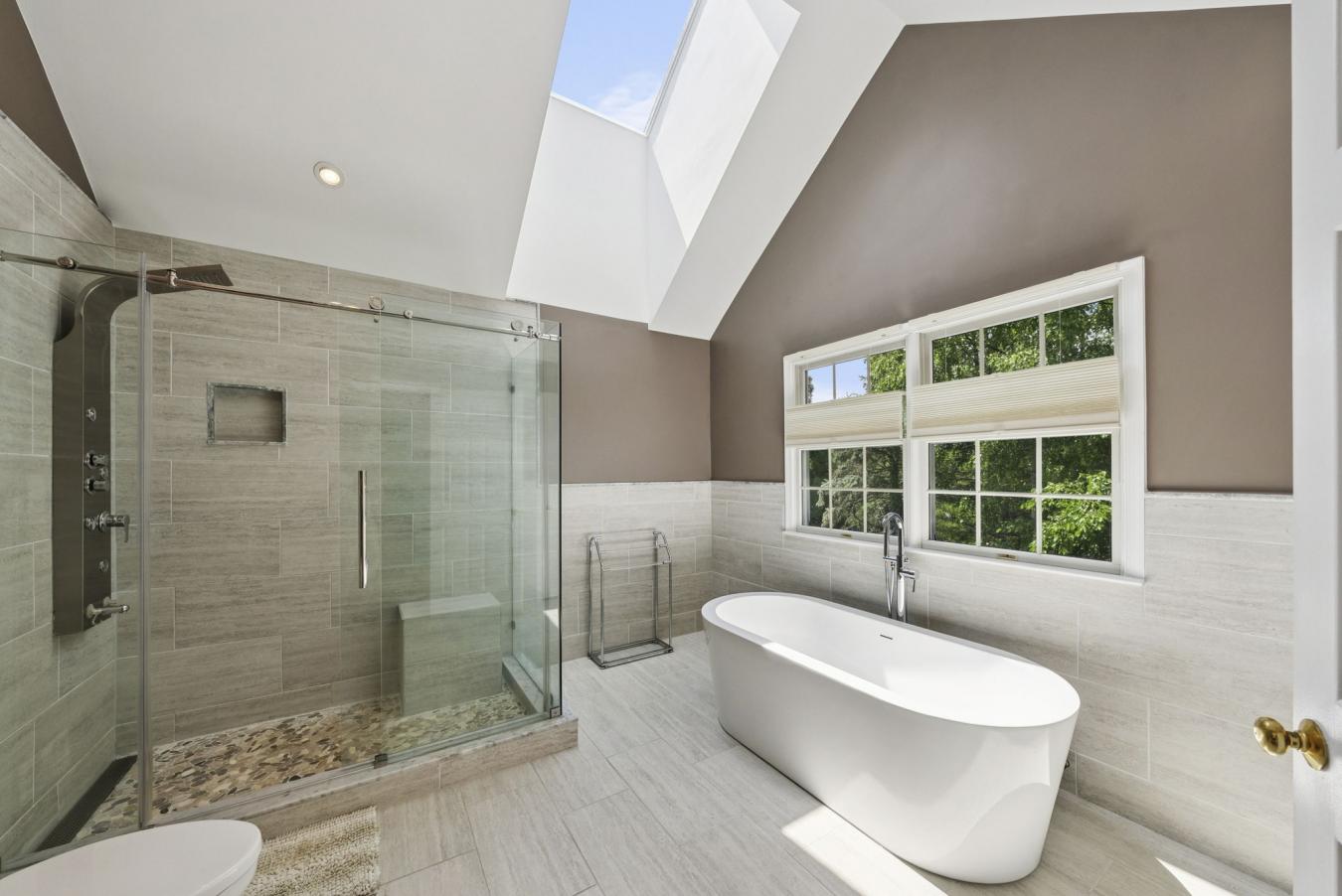 Belle Meade, New Jersey, 08502, United States, 4 Bedrooms Bedrooms, ,2 BathroomsBathrooms,Residential,For Sale,1902905