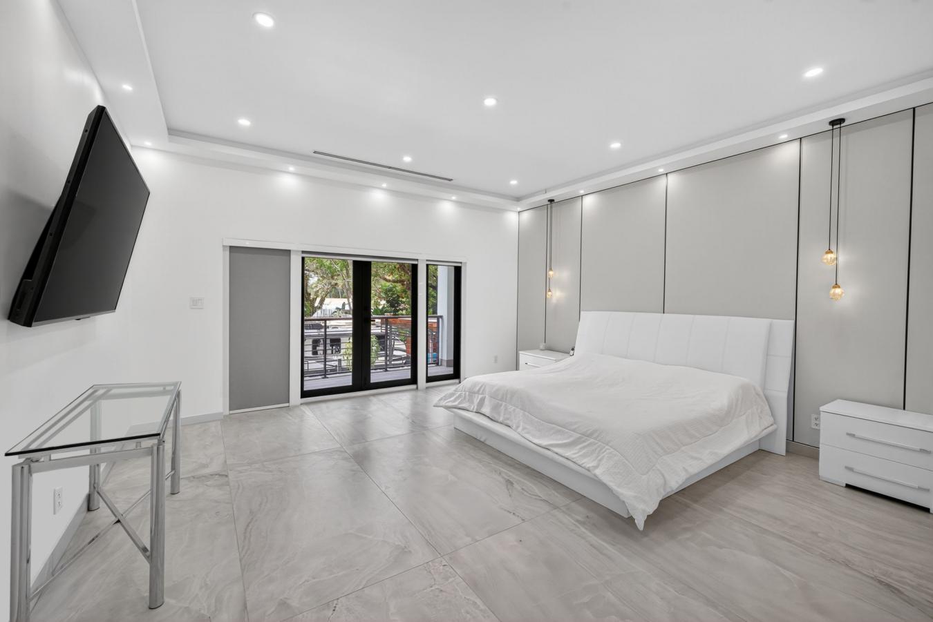 Fort Lauderdale, Broward, 33312, United States, 6 Bedrooms Bedrooms, ,6 BathroomsBathrooms,Residential,For Sale,1910069