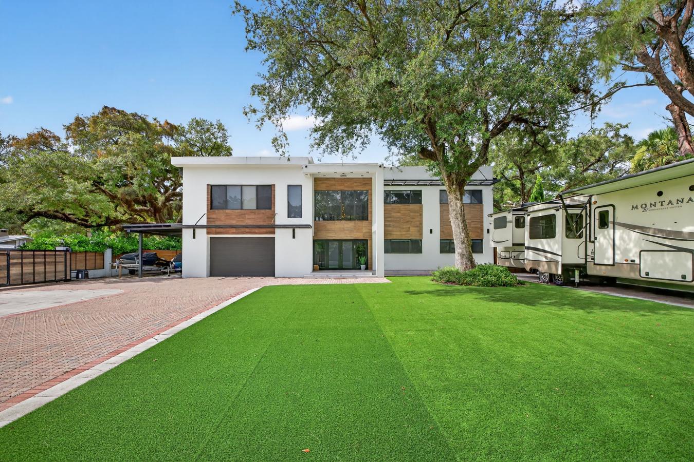 Fort Lauderdale, Broward, 33312, United States, 6 Bedrooms Bedrooms, ,6 BathroomsBathrooms,Residential,For Sale,1910069 Fort Lauderdale, Broward, 33312, United States, 6 Bedrooms Bedrooms, ,6 BathroomsBathrooms,Residential,For Sale,1910069