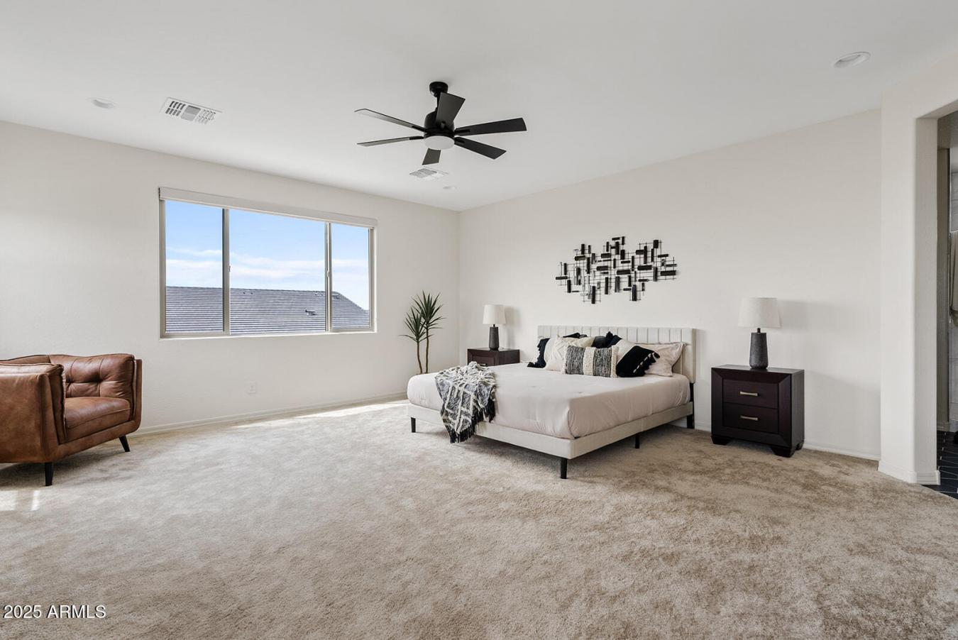 Mesa, Maricopa, 85212, United States, 4 Bedrooms Bedrooms, ,3 BathroomsBathrooms,Residential,For Sale,1902904