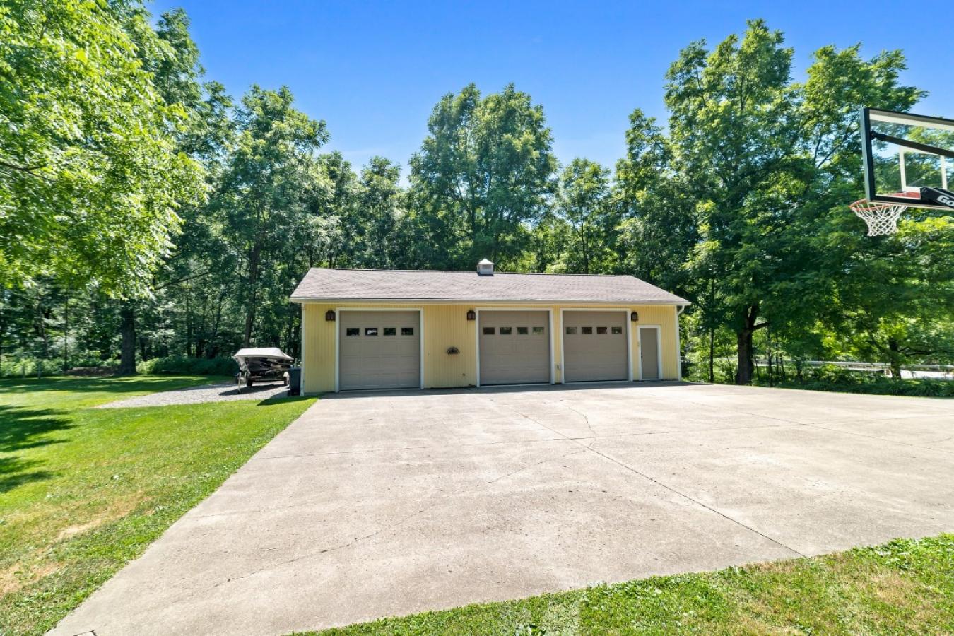 Venango, Crawford, 16440, United States, 4 Bedrooms Bedrooms, ,2 BathroomsBathrooms,Residential,For Sale,1902902