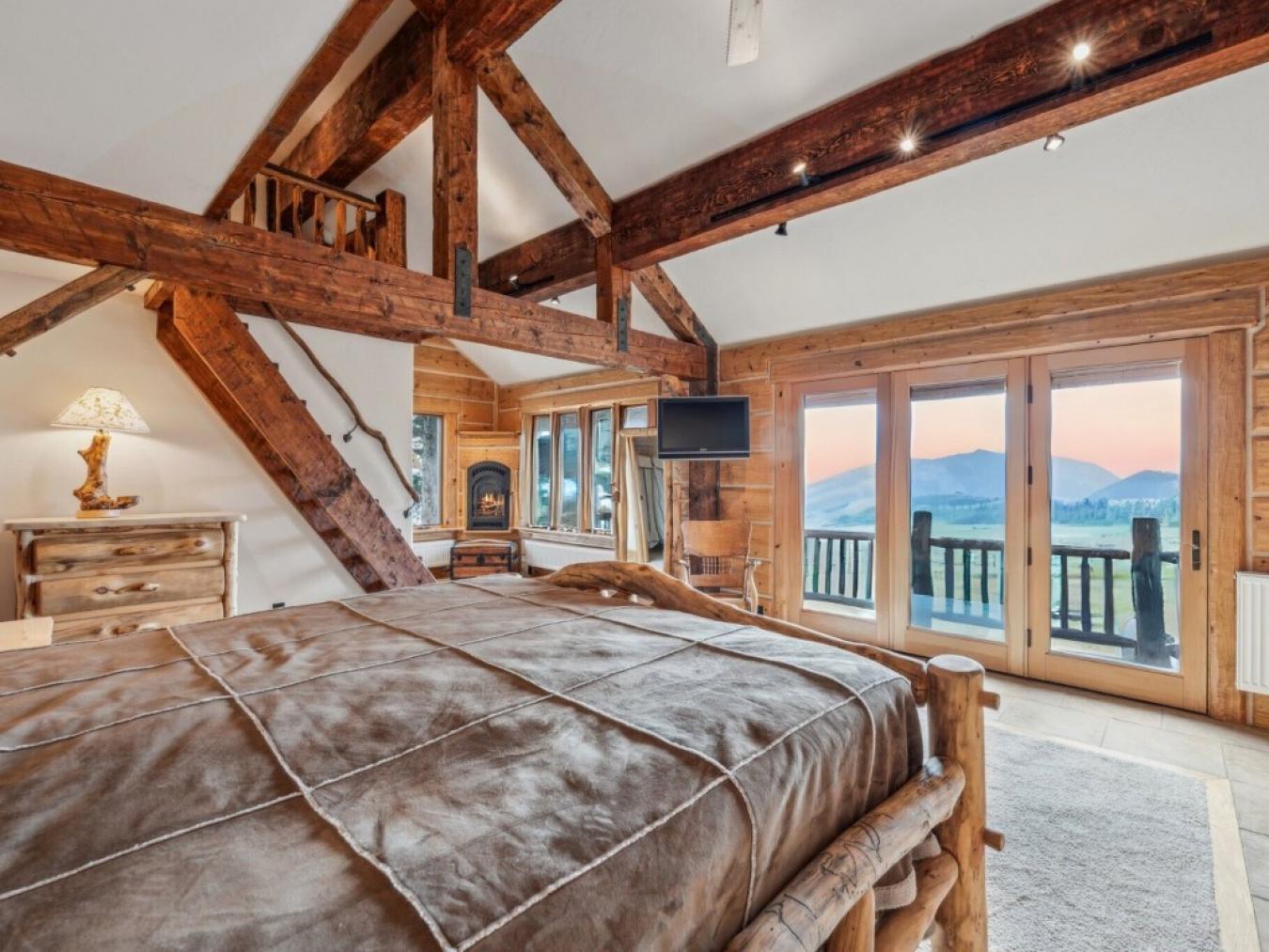 Silverthorne, Summit, 80498, United States, 3 Bedrooms Bedrooms, ,3 BathroomsBathrooms,Residential,For Sale,1902901