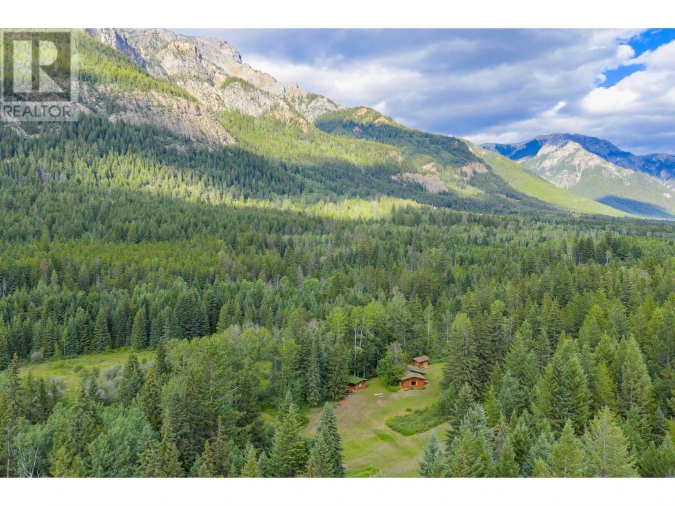 Golden, BC, V0A1H7, Canada, 3 Bedrooms Bedrooms, ,1 BathroomBathrooms,Residential,For Sale,1902900