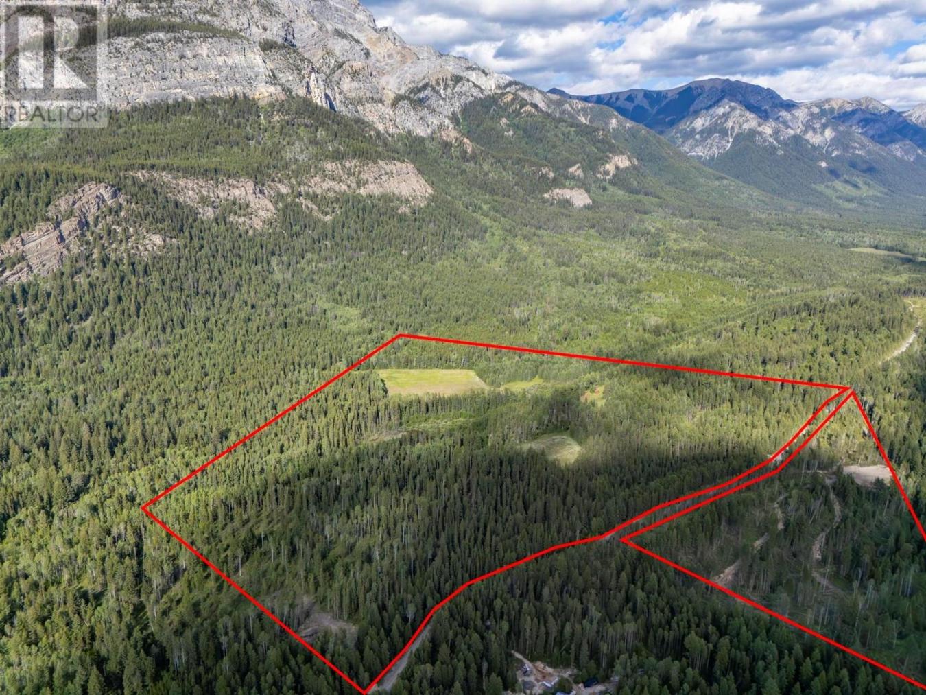 Golden, BC, V0A1H7, Canada, 3 Bedrooms Bedrooms, ,1 BathroomBathrooms,Residential,For Sale,1902900