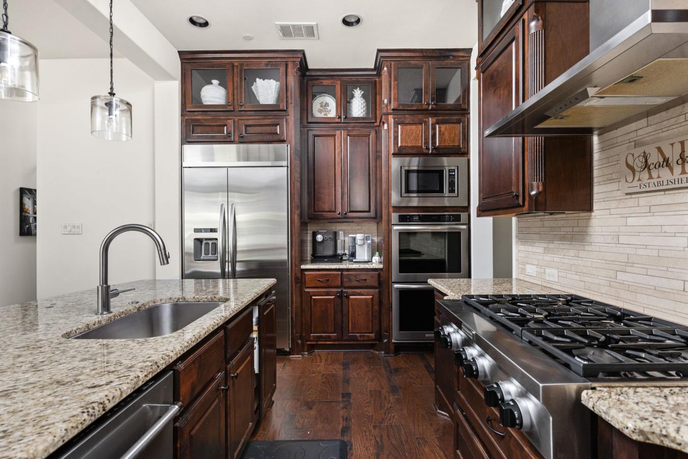 Westlake, Travis, 78746, United States, 4 Bedrooms Bedrooms, ,4 BathroomsBathrooms,Residential,For Sale,1902899
