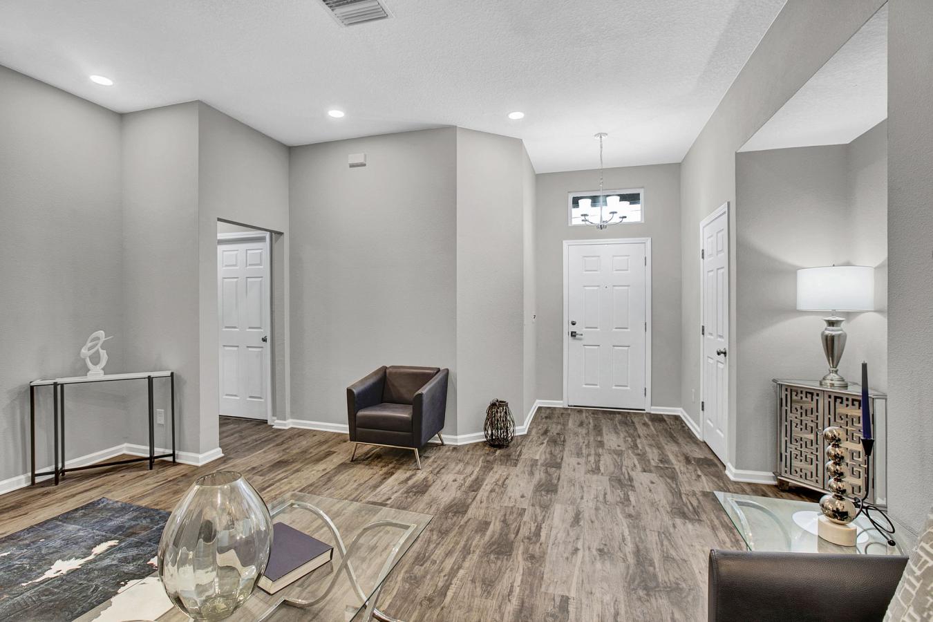 Stunning New Construction Home - Move-In Ready! Welcome home! A beauti – image 17