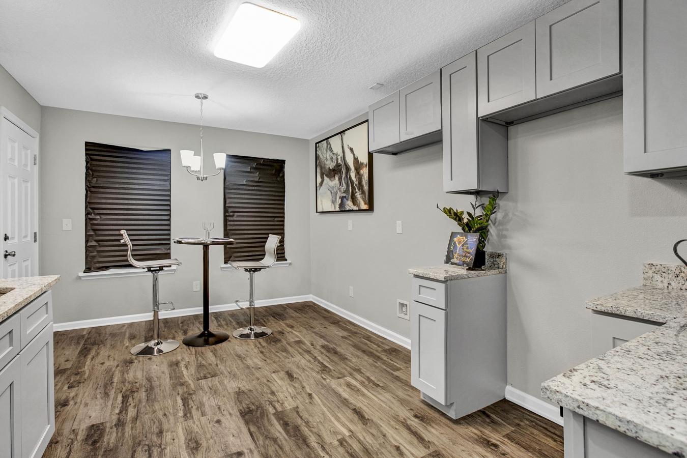 Stunning New Construction Home - Move-In Ready! Welcome home! A beauti – image 6