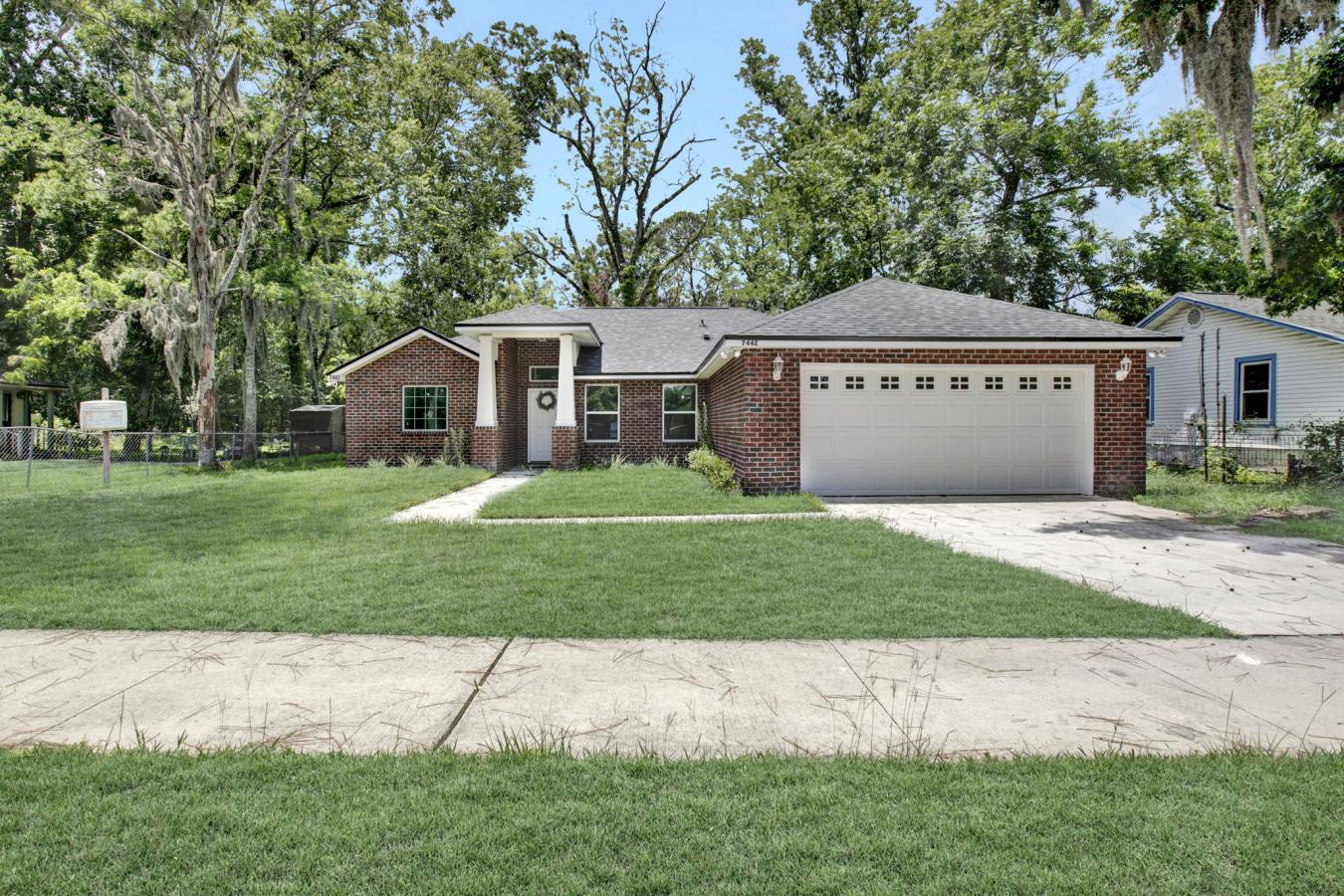 Stunning New Construction Home - Move-In Ready! Welcome home! A beauti – image 1