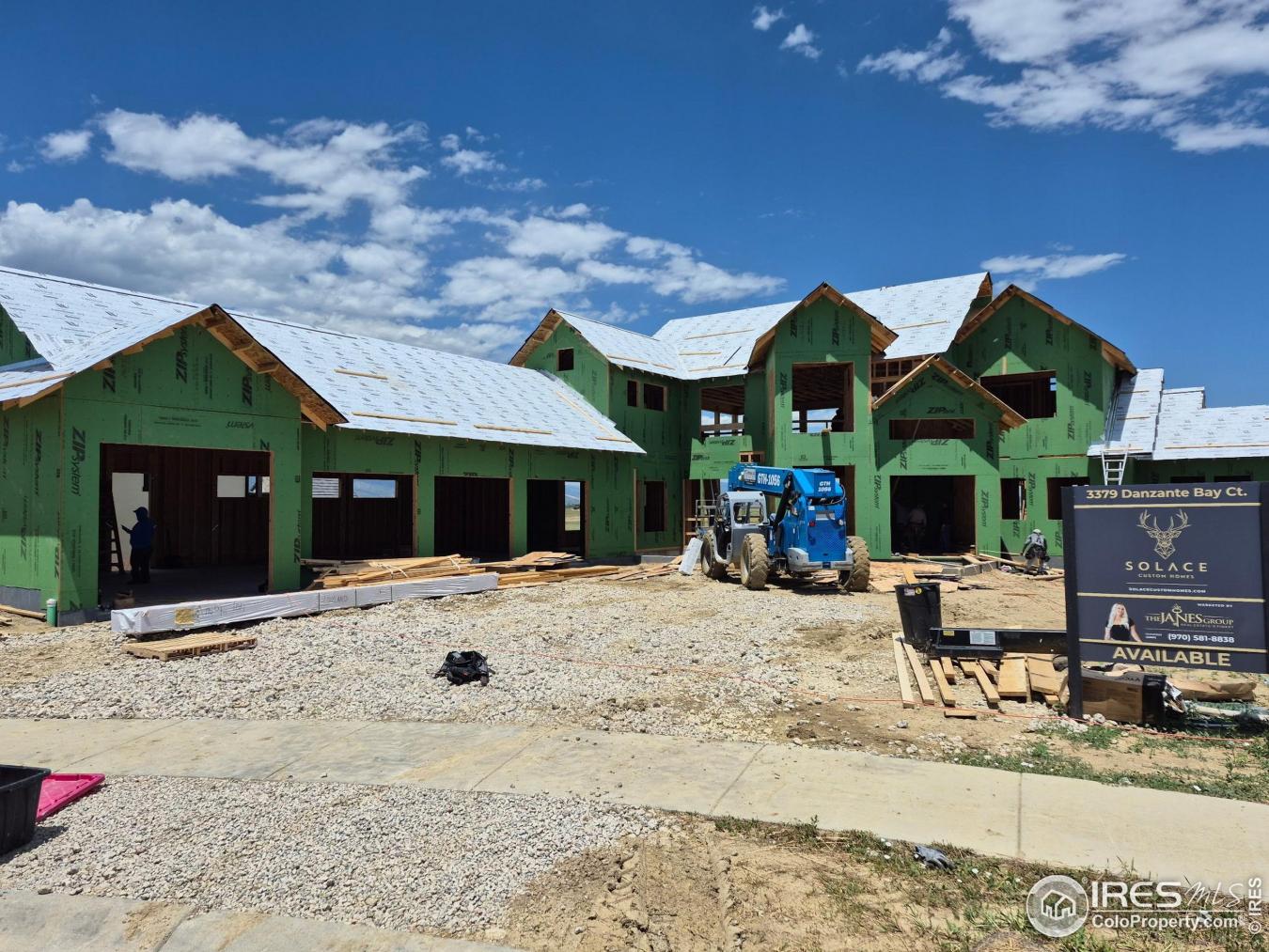 Berthoud, Larimer, 80513, United States, 5 Bedrooms Bedrooms, ,4 BathroomsBathrooms,Residential,For Sale,1902896