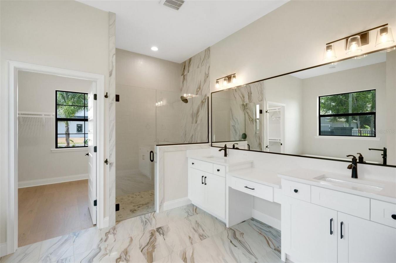 LAKELAND, Polk, 33812, United States, 4 Bedrooms Bedrooms, ,3 BathroomsBathrooms,Residential,For Sale,1929571