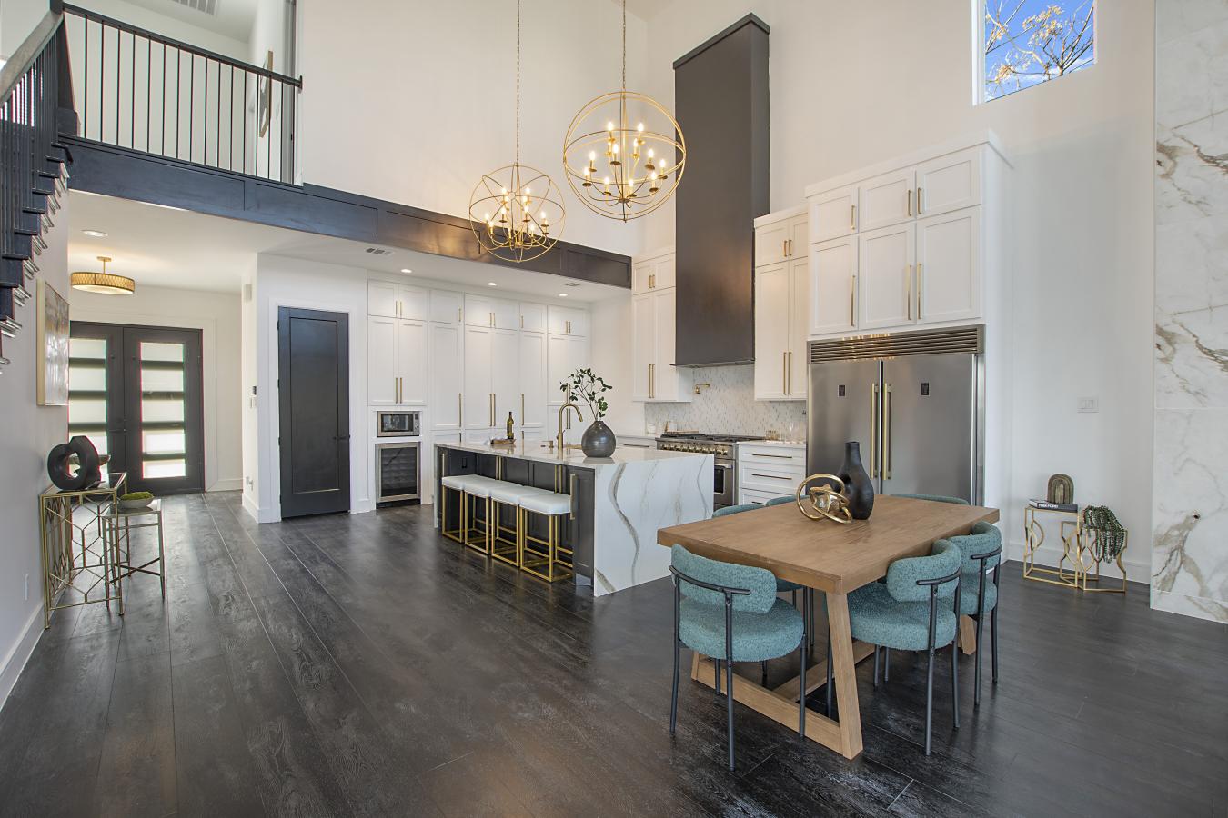 Dallas, Dallas, 75208, United States, 5 Bedrooms Bedrooms, ,5 BathroomsBathrooms,Residential,For Sale,1902895